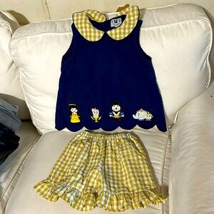 Cute Beauty and the beast smocked outfit size 5 girls!